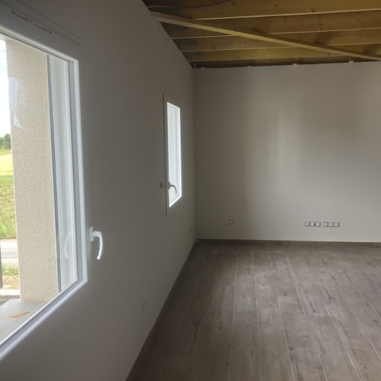  BATI-TERRE : Office | CHABEUIL (26120) | 40 m2 | 520 € 